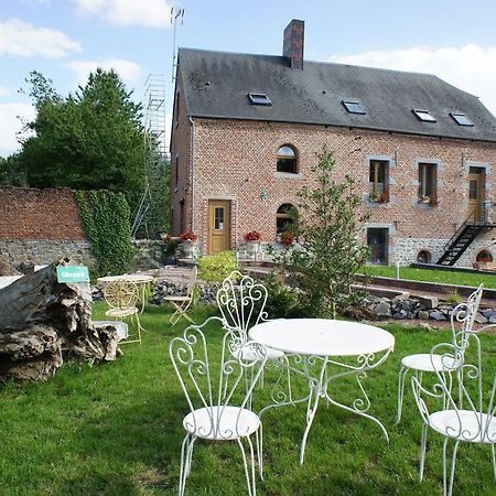 Aux Logis De La Solre Bed & Breakfast Ferrière-la-Petite Dış mekan fotoğraf