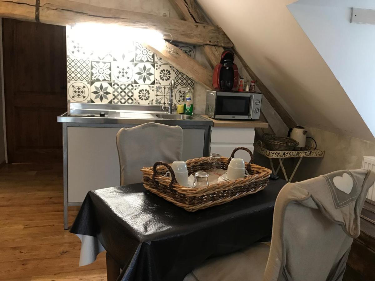 Aux Logis De La Solre Bed & Breakfast Ferrière-la-Petite Dış mekan fotoğraf