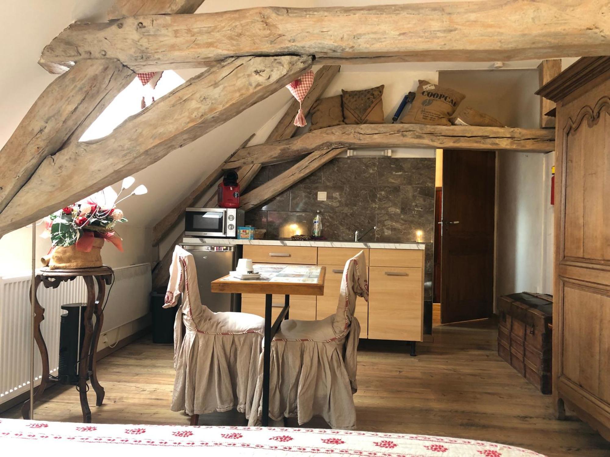 Aux Logis De La Solre Bed & Breakfast Ferrière-la-Petite Dış mekan fotoğraf