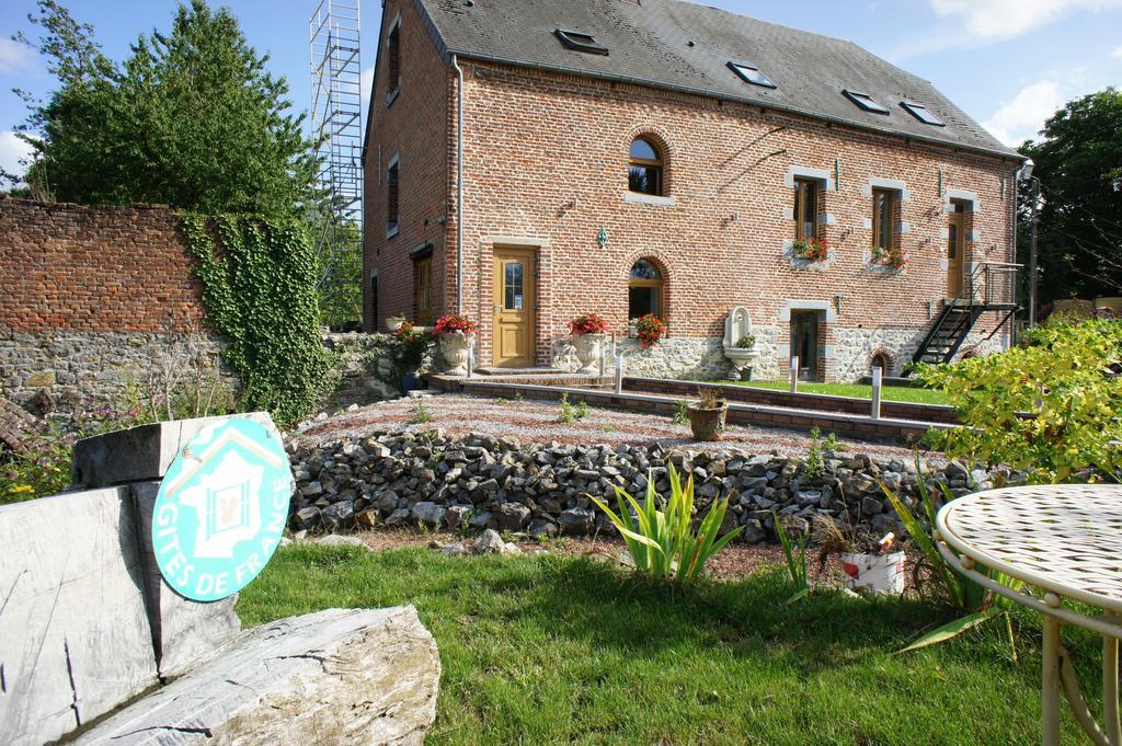 Aux Logis De La Solre Bed & Breakfast Ferrière-la-Petite Dış mekan fotoğraf