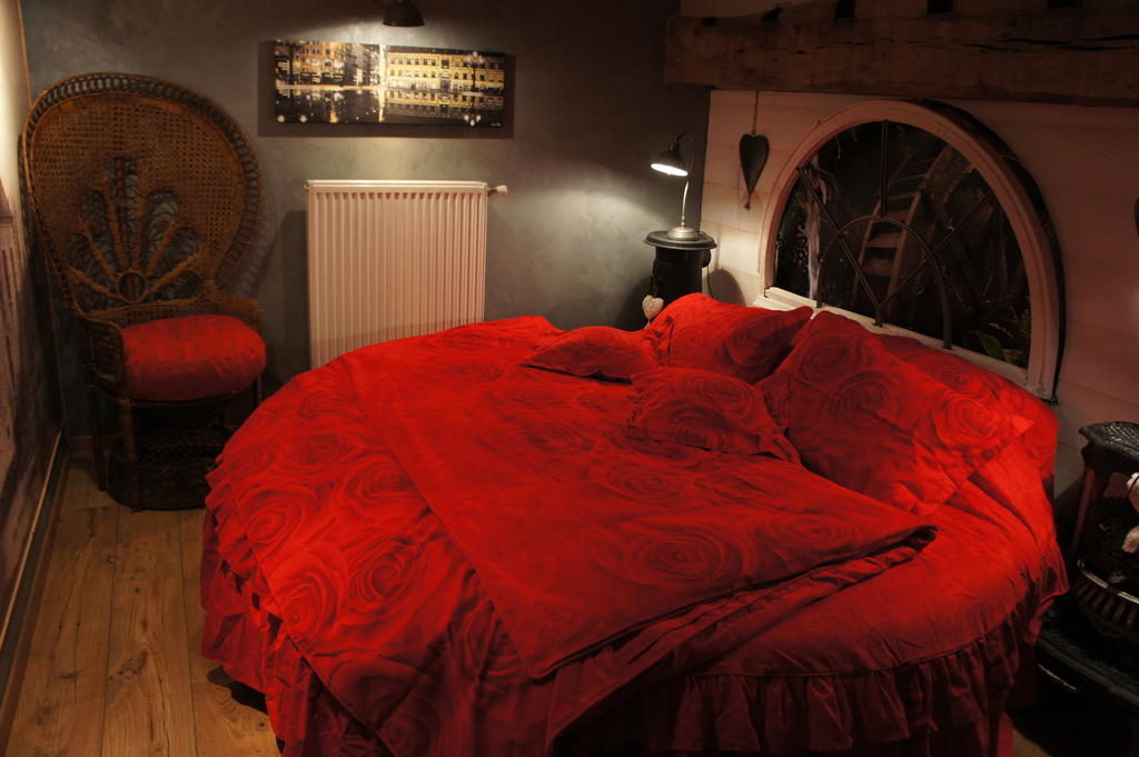 Aux Logis De La Solre Bed & Breakfast Ferrière-la-Petite Oda fotoğraf