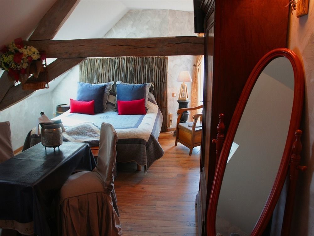 Aux Logis De La Solre Bed & Breakfast Ferrière-la-Petite Dış mekan fotoğraf