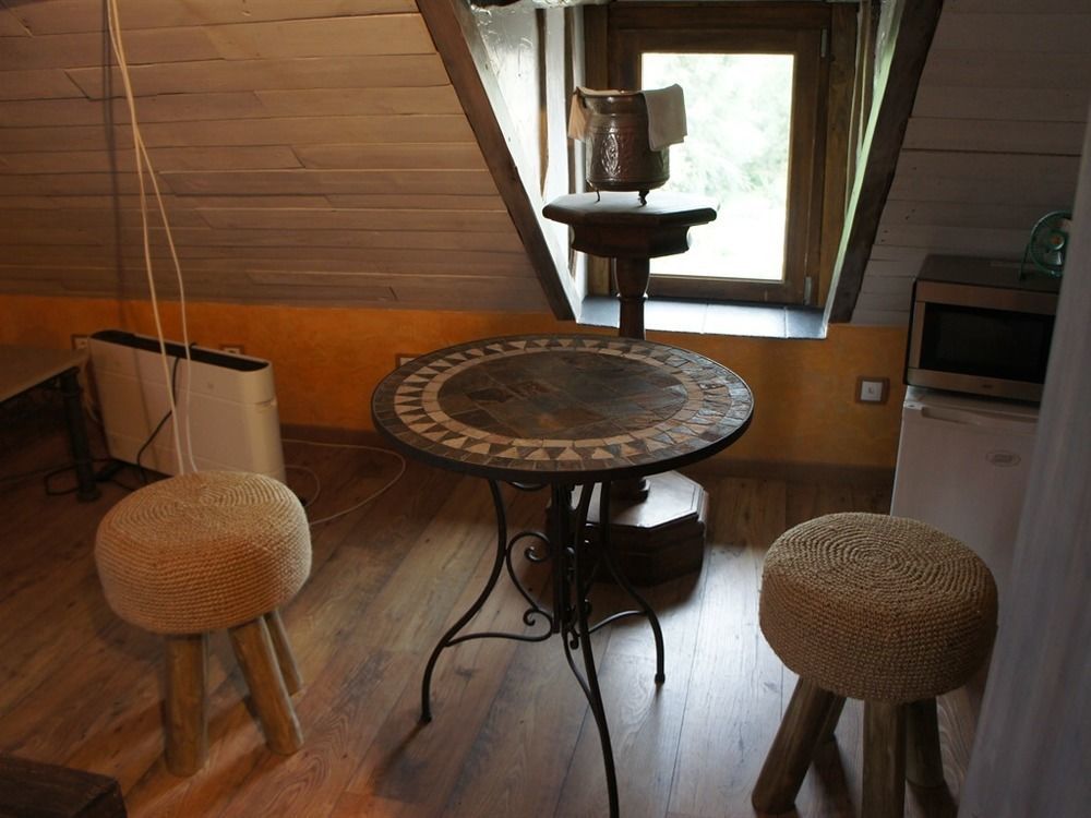 Aux Logis De La Solre Bed & Breakfast Ferrière-la-Petite Dış mekan fotoğraf