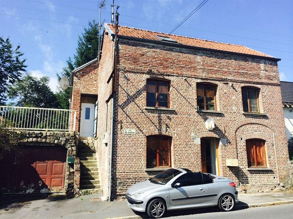 Aux Logis De La Solre Bed & Breakfast Ferrière-la-Petite Dış mekan fotoğraf